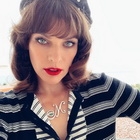 АКТРИСА МИЛЛА ЙОВОВИЧ ПРОЧЛА «МУХУ-ЦОКОТУХУ» НА РУССКОМ ЯЗЫКЕ